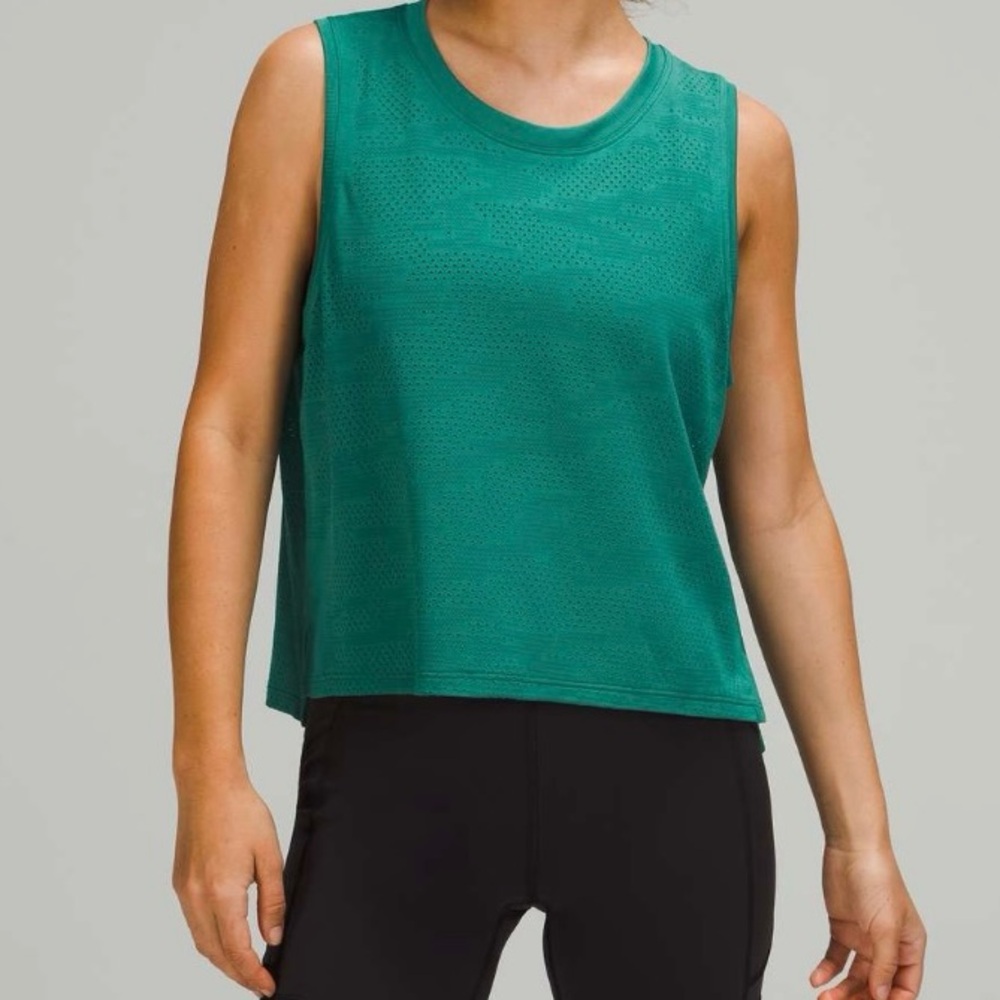 lululemon “Train to Be” Tank